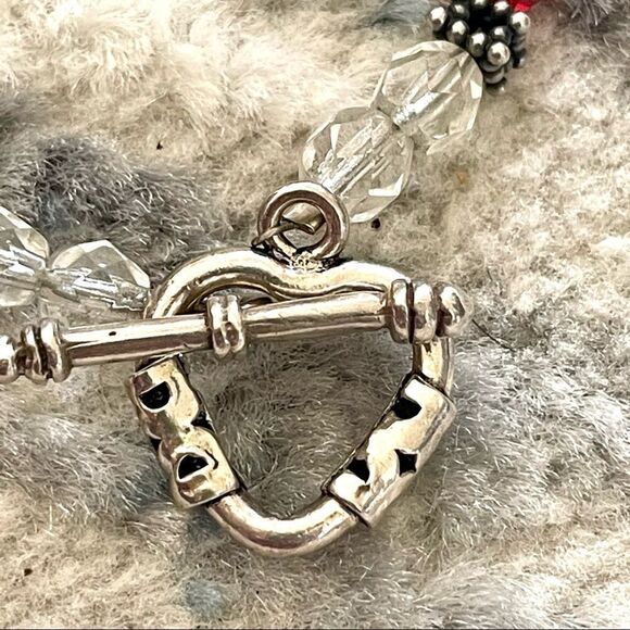 Red lamp work bead bracelet with silver and Swarovski crystals - Picture 6 of 11